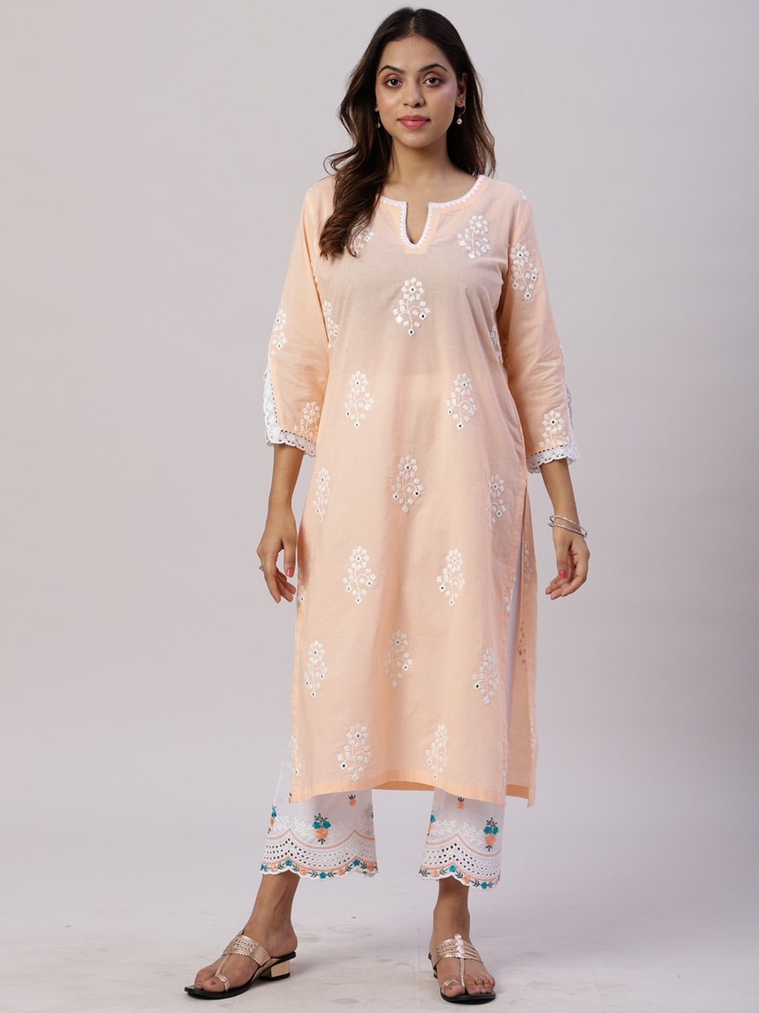 

Spring Soul Ethnic Motifs Embroidered Thread Work Pure Cotton Kurta, Peach