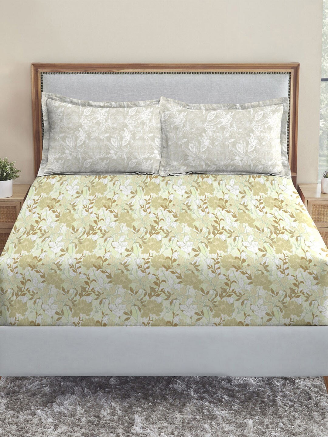 

MYTRIDENT Tuscany Floral Yellow Dusk & Dawn Flat 144TC Queen Cotton Bedsheet Set