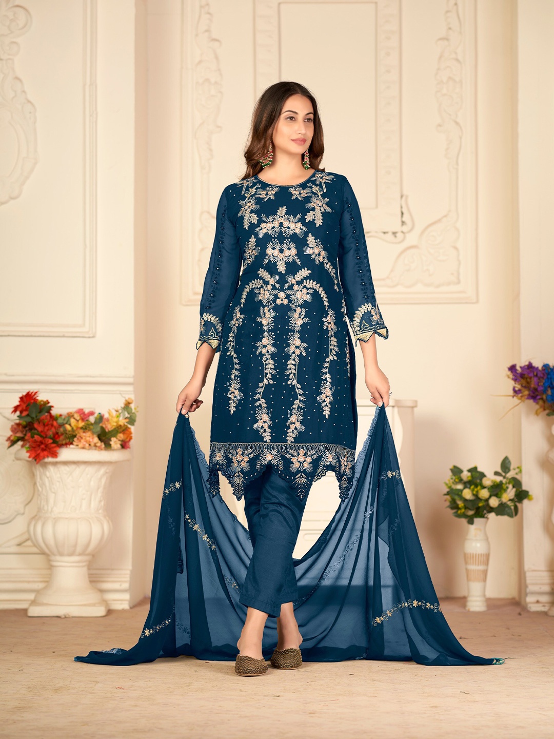 

Atsevam Floral Embroidered Silk Georgette Semi-Stitched Dress Material, Teal