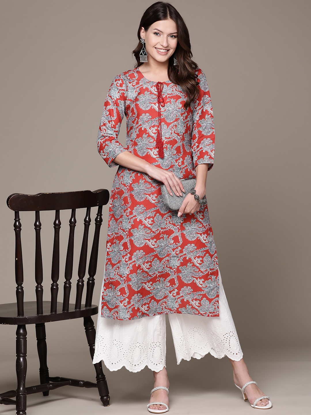 

Anubhutee Ethnic Motifs Printed Tie-Up Neck Kurta, Red