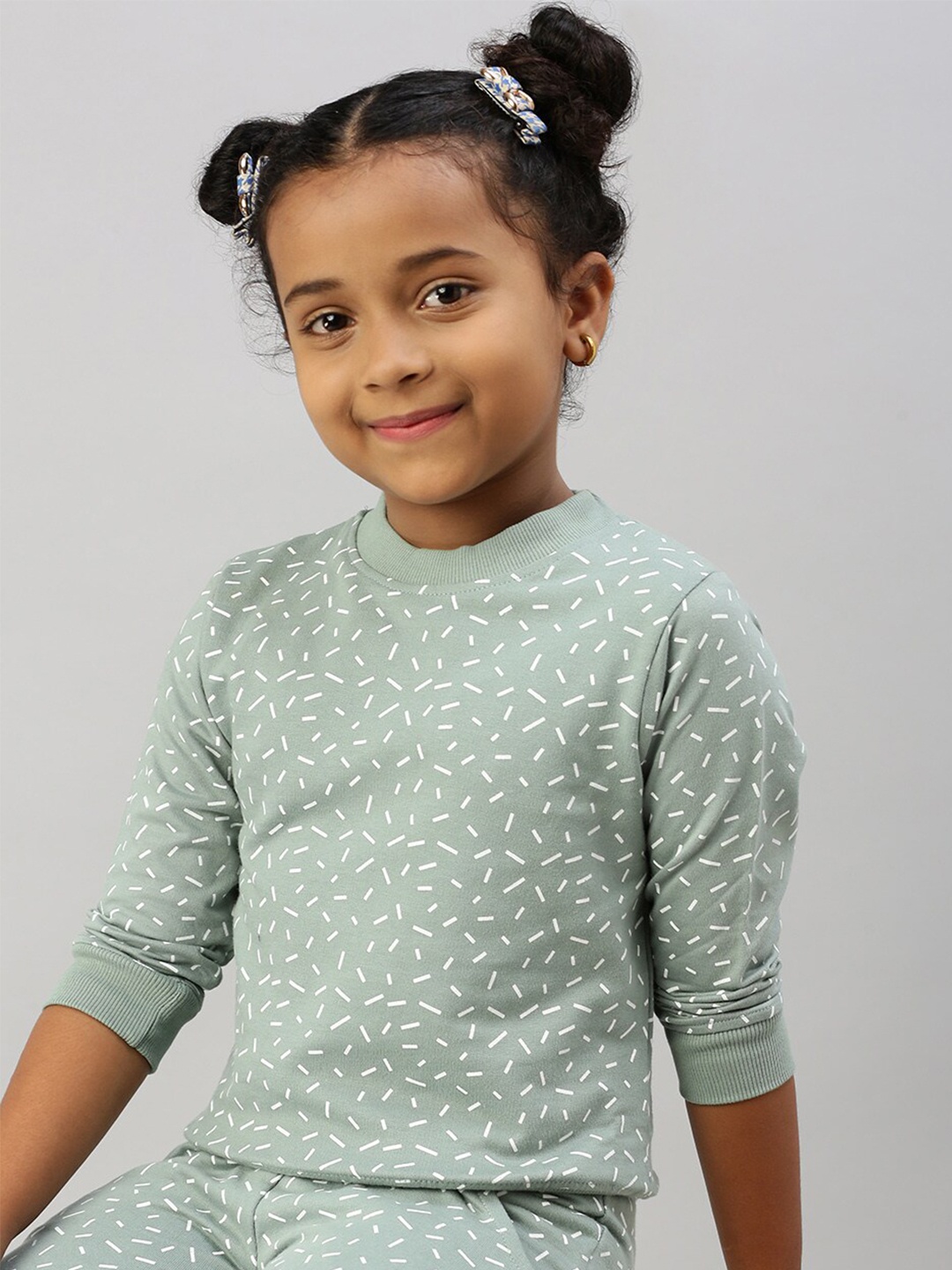 

PIPIN Girls Conversational Printed Cotton Sweatshirt, Green