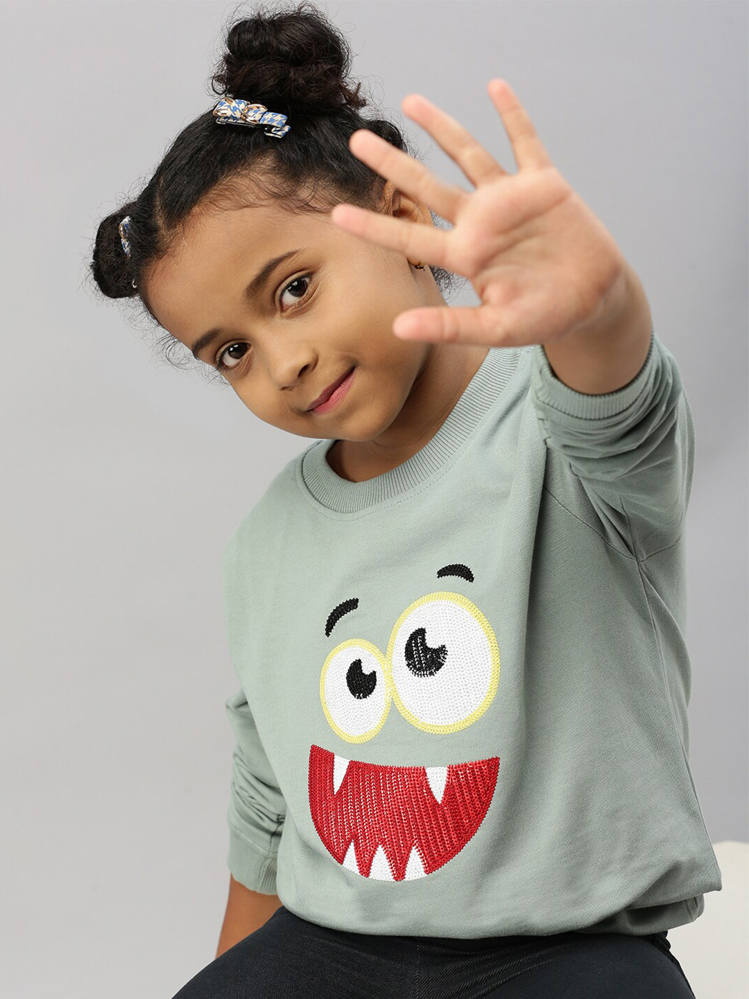 

PIPIN Girls Green Printed Cotton Sweatshirt