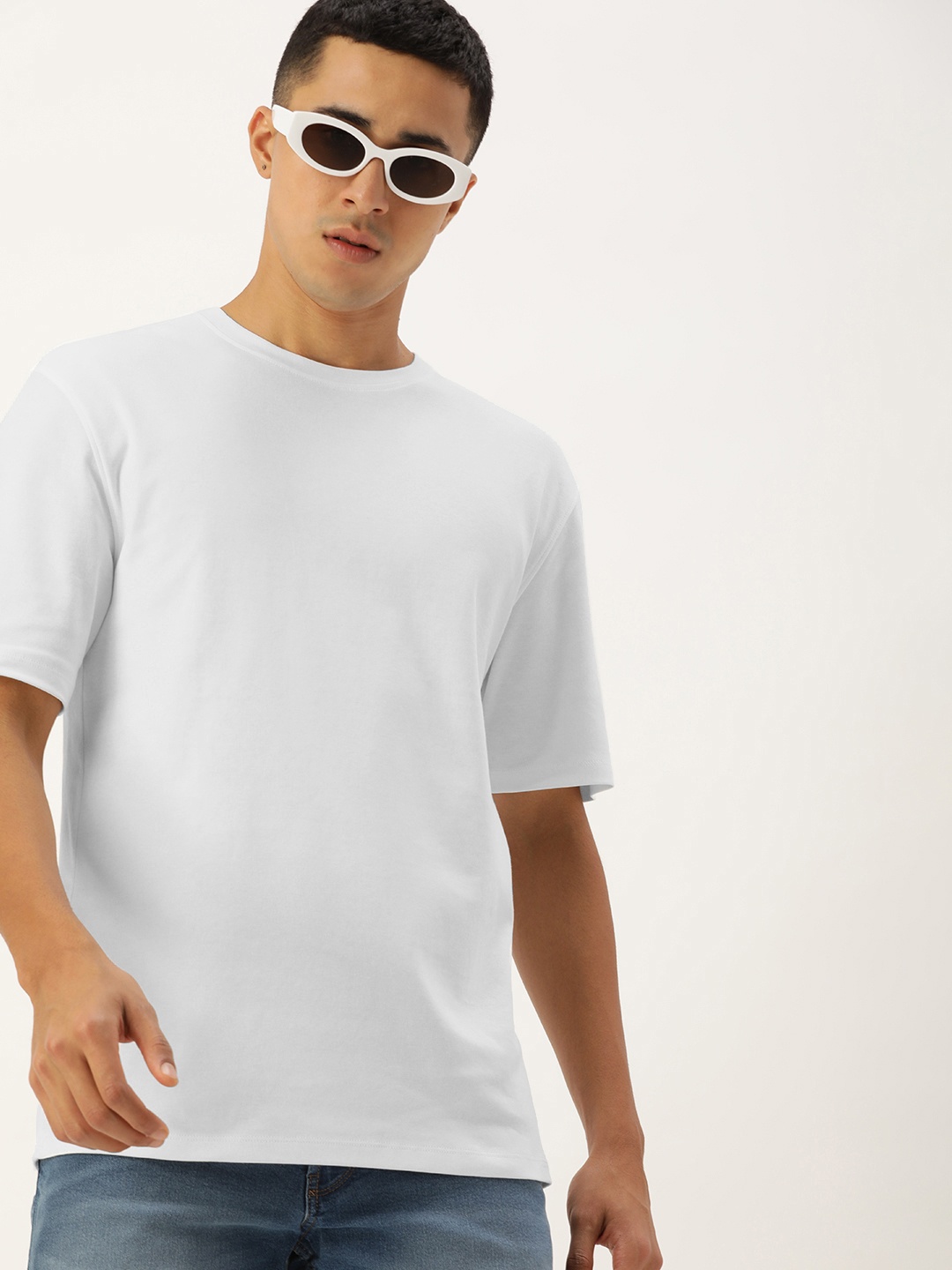 

Kook N Keech Men Solid Relaxed Fit T-shirt, White