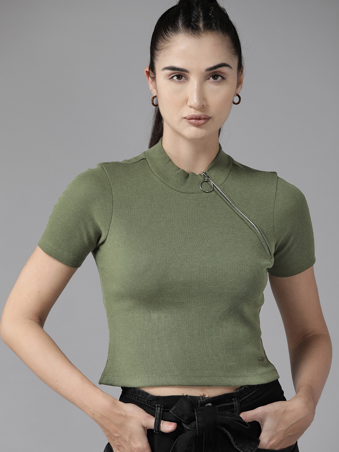 

Roadster Solid Fitted Crop Top, Olive