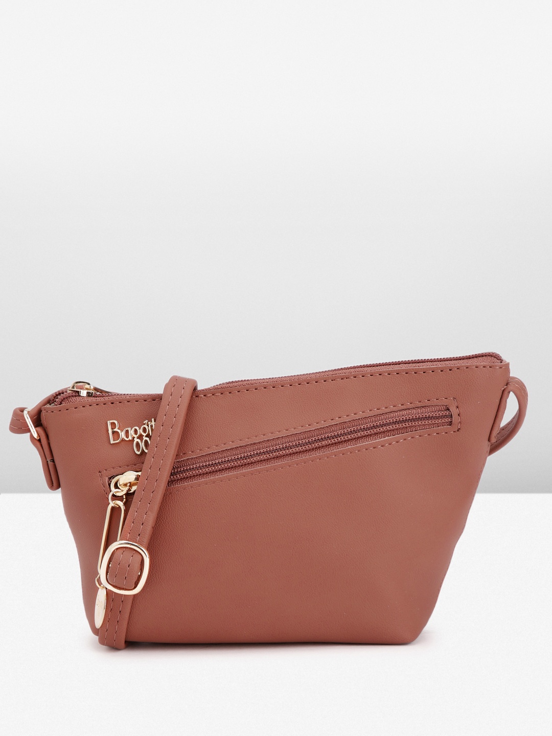 

Baggit Solid Structured Mini Slanted Sling Bag, Red
