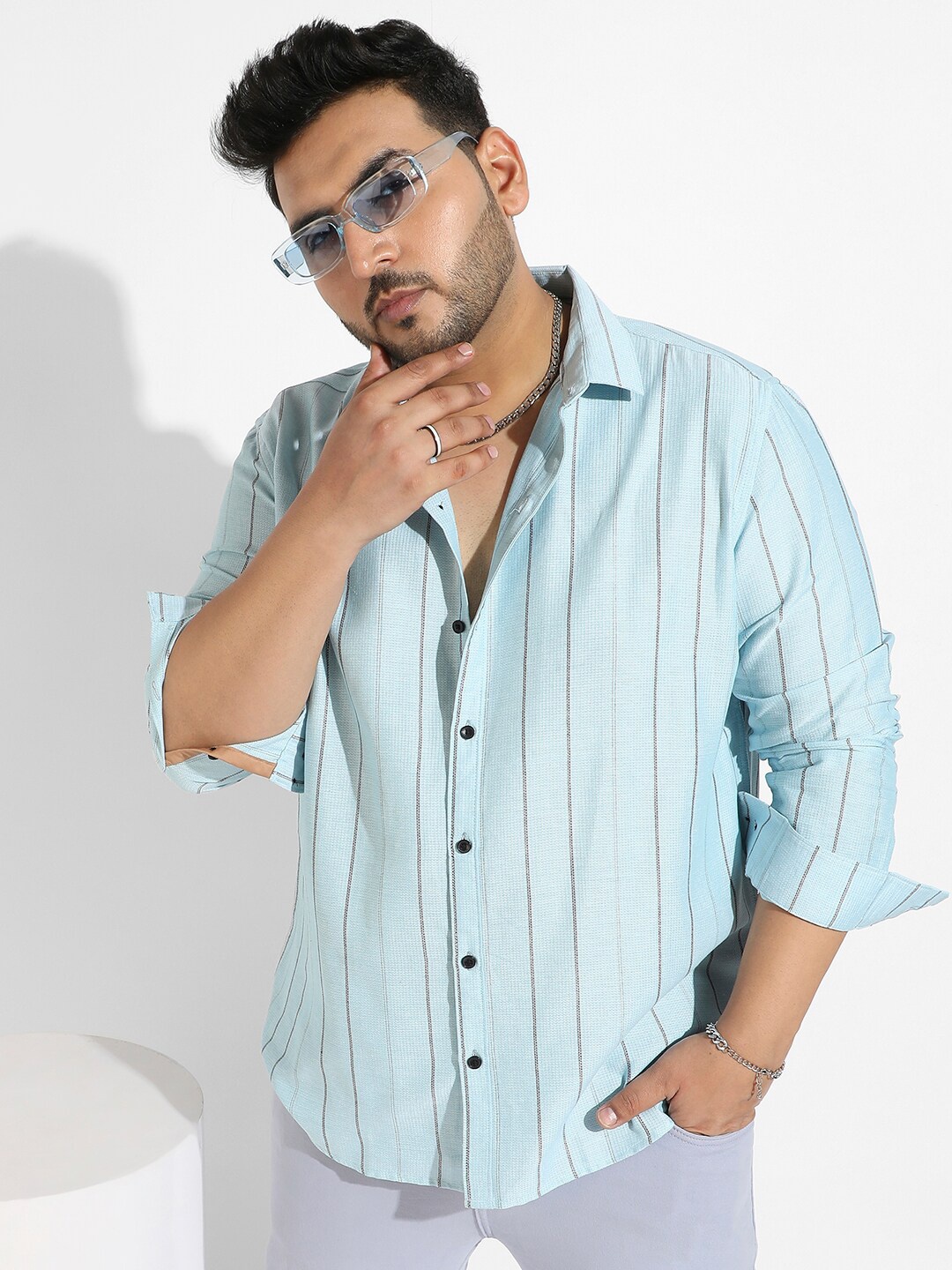 

Instafab Plus Classic Opaque Striped Cotton Casual Shirt, Blue