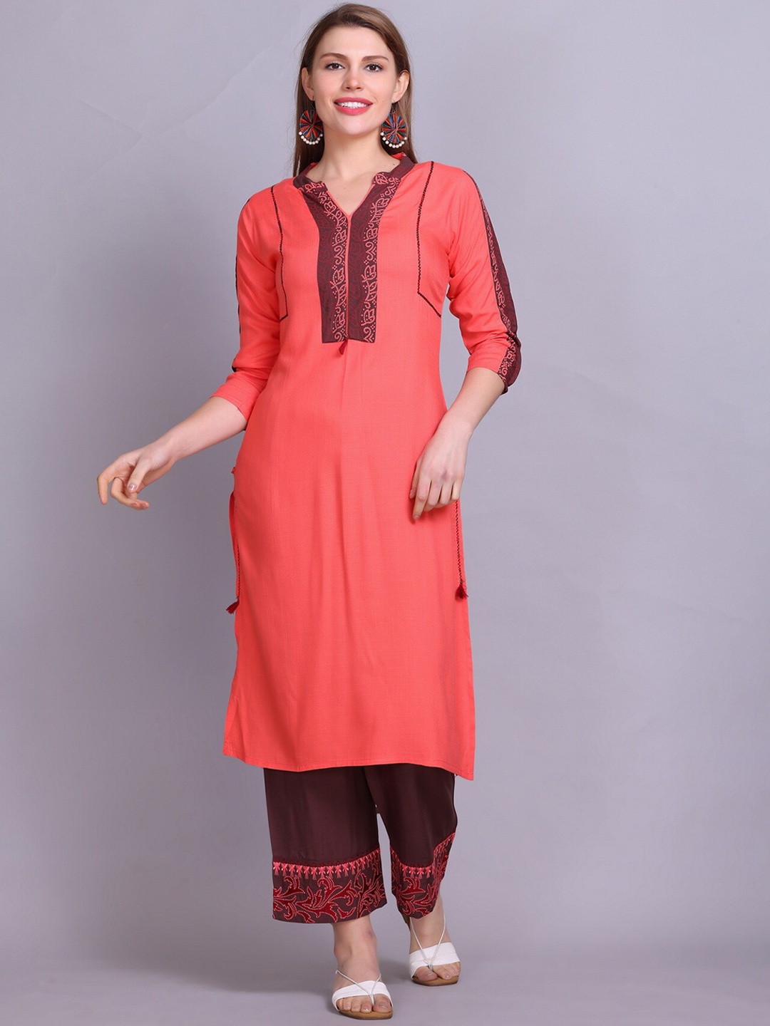 

Elthia Round Neck Bandhani Yoke Design Thread Work Regular Pure Cotton Kurta with Palazzos, Orange