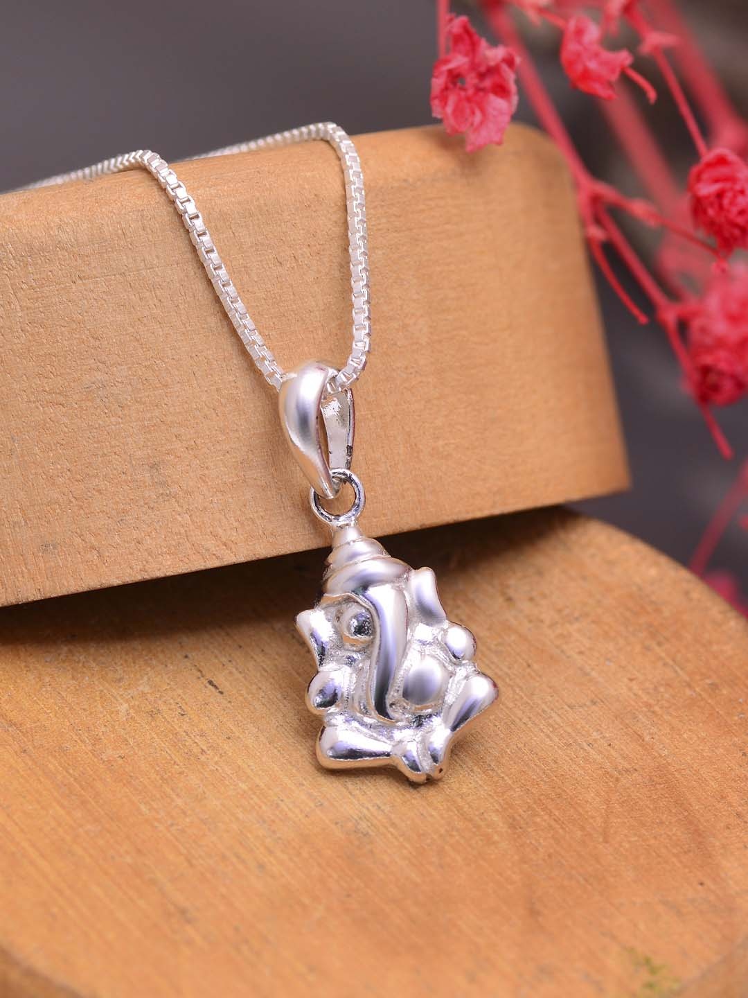

Abhooshan 925 Sterling Silver Ganesha Charm Pendant With Chain