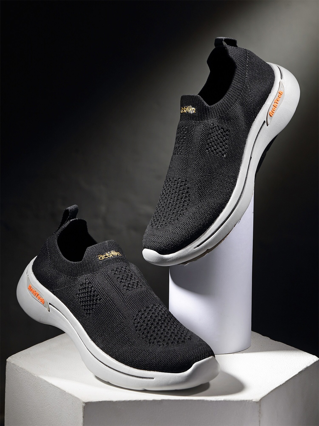

Action Men Abzorb Technology Lightweight Walking Shoes, Black