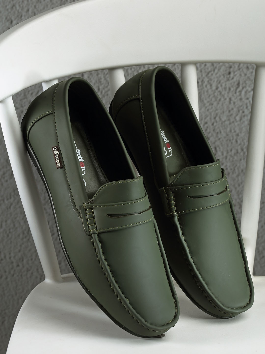 

Action Men Lightweight Penny Loafers, Olive