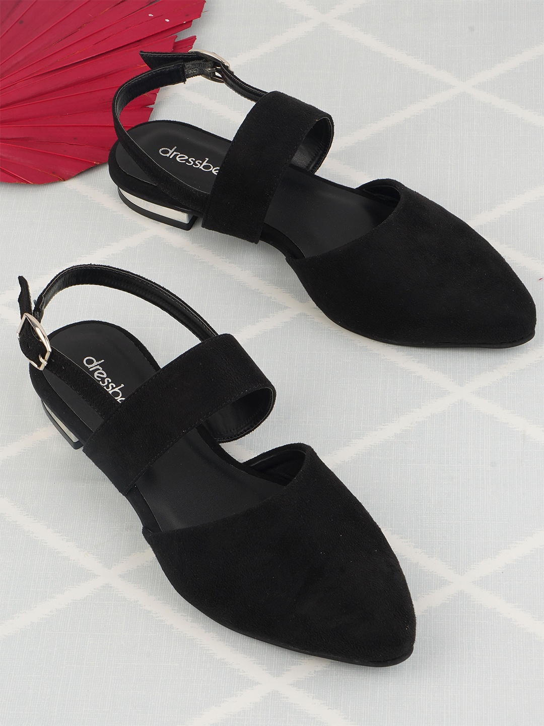 

DressBerry Black Pointed Toe Mules With Buckle Closure