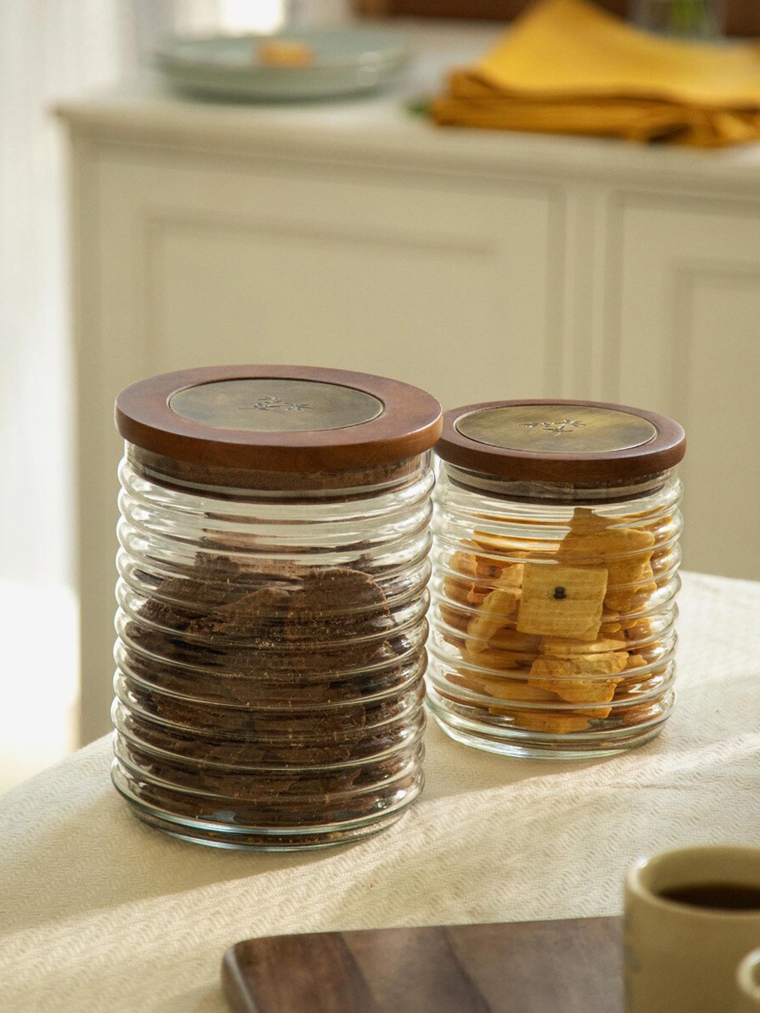 

ellementry Transparent Ribbed Glass Jar 500ml