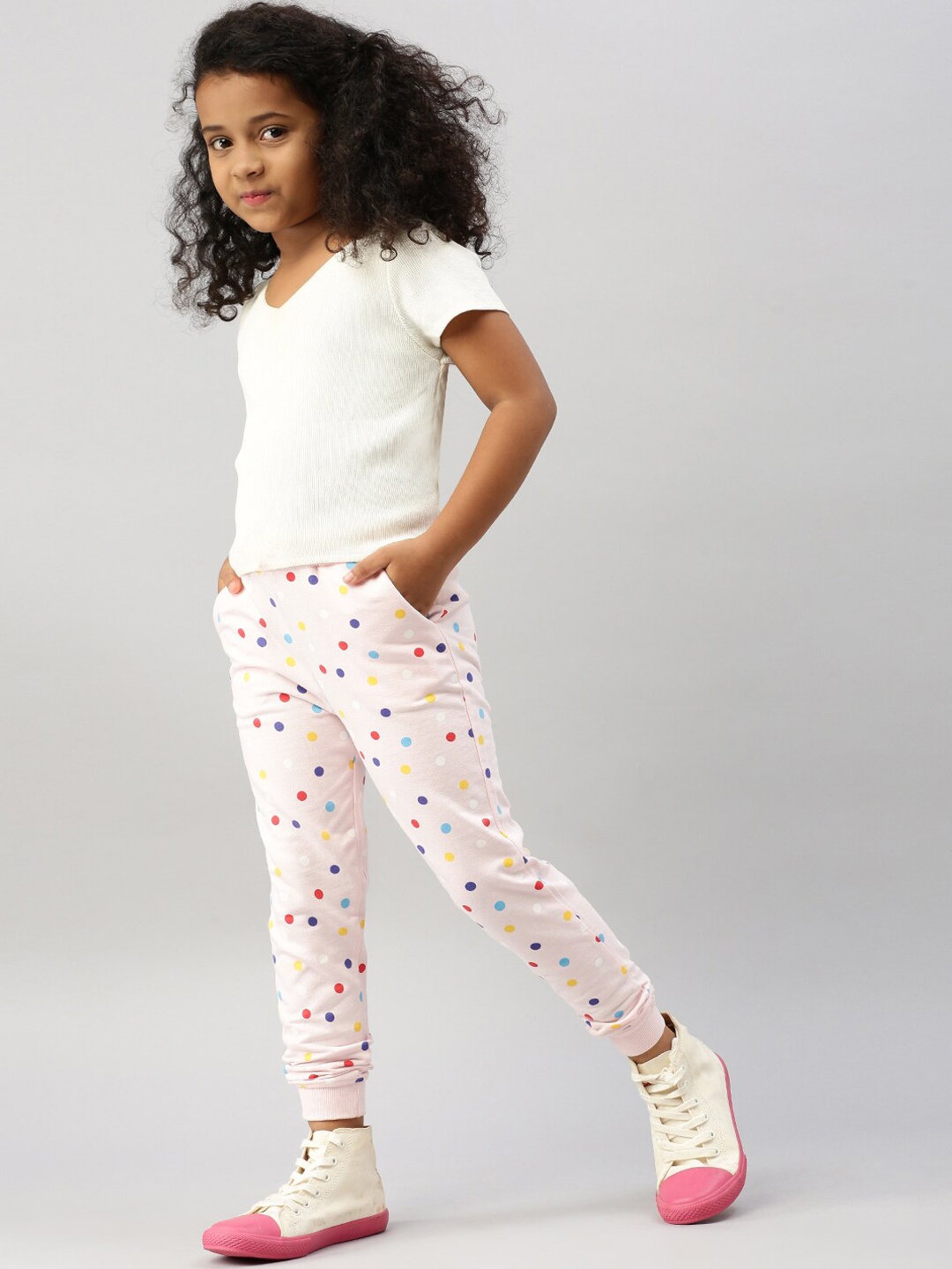 

PIPIN Girls Polka Dots Printed Regular Fit Cotton Joggers, Pink
