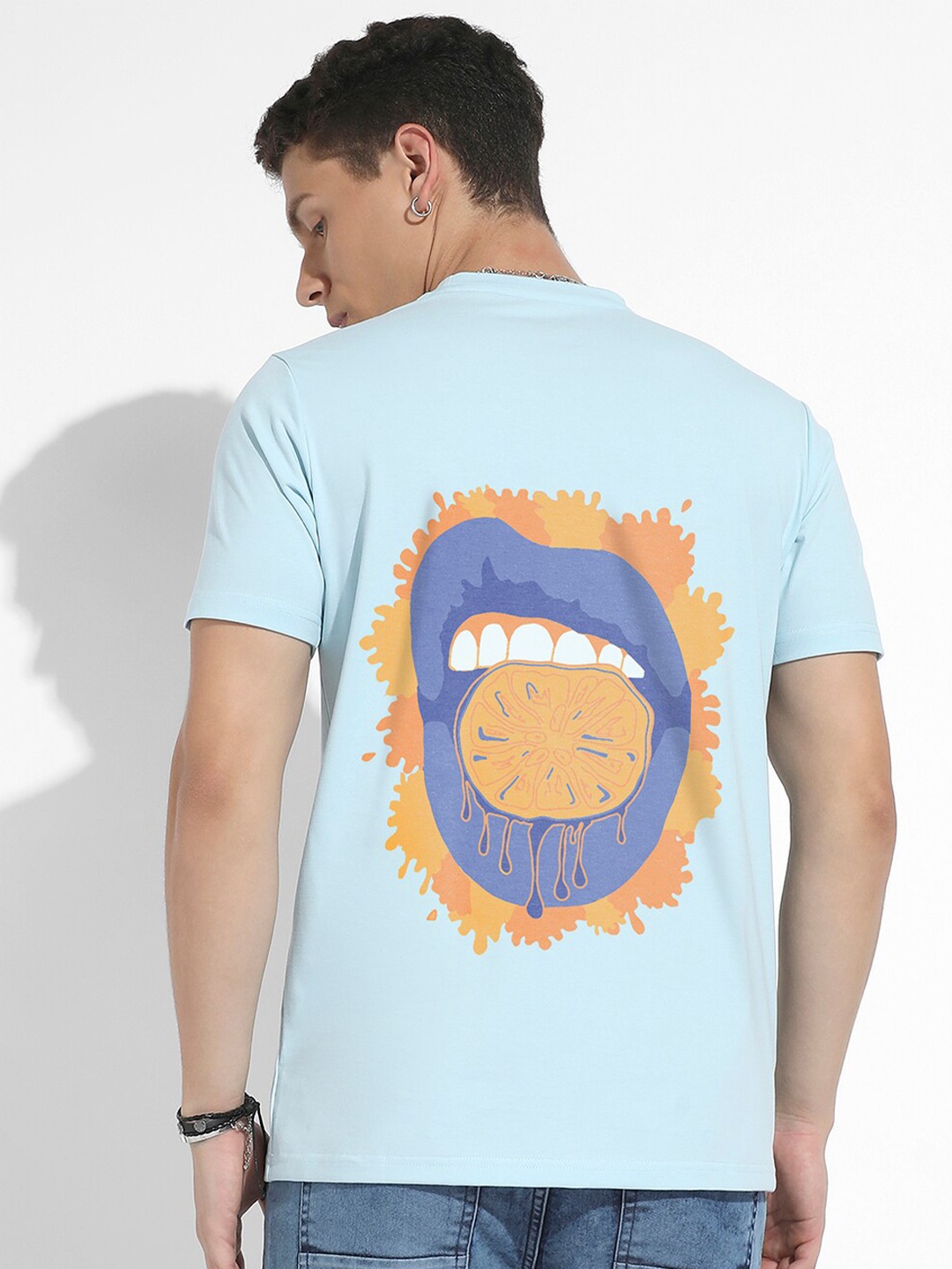 

Campus Sutra Blue Graphic Printed Cotton Casual T-shirt