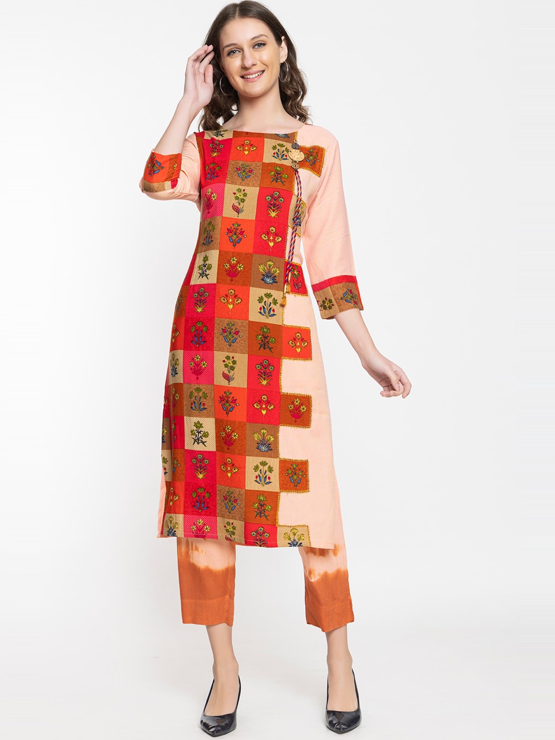 

Elthia Floral Printed Regular Kurta with Palazzos, Peach