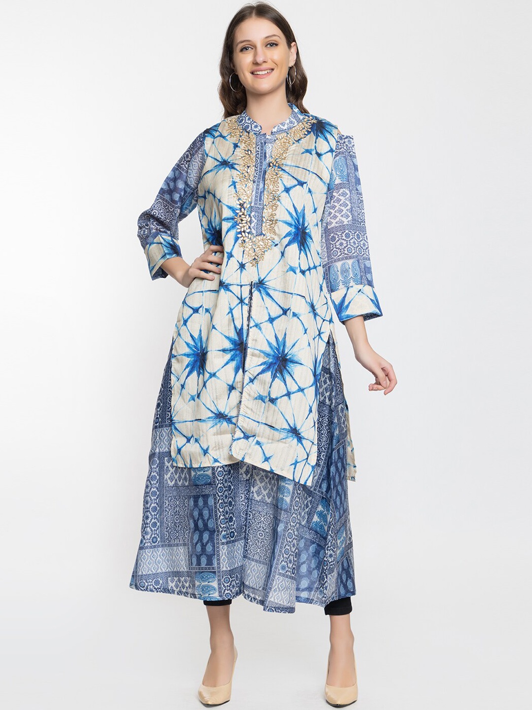 

Elthia Mandarin Collar Ethnic Motifs Layered Thread Work Pure Silk Kurta, Blue