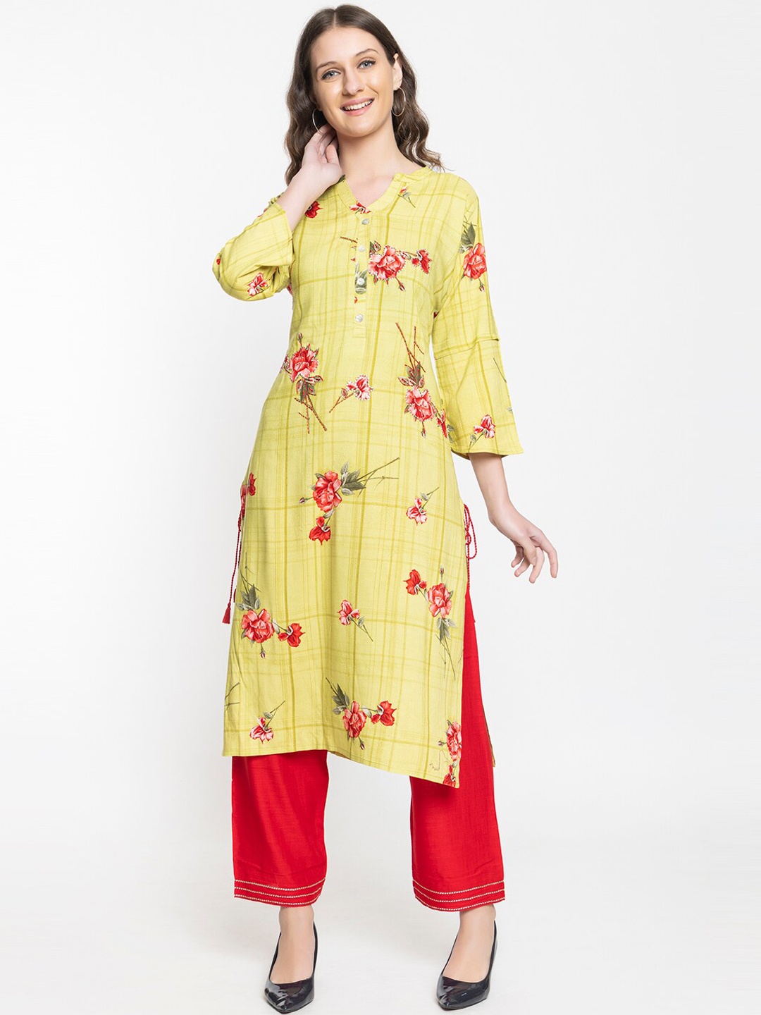 

Elthia Round Neck Floral Printed Regular Kurta with Trouser, Yellow