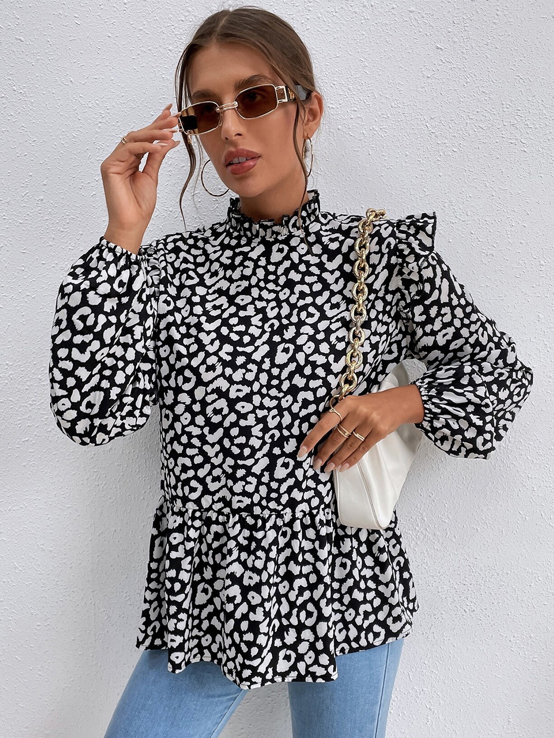

BoStreet Animal Print Puff Sleeve Top, Black