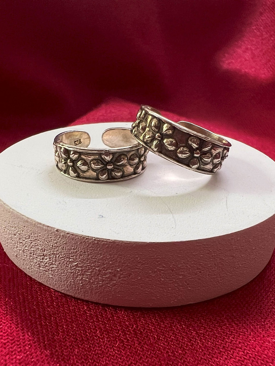 

Arte Jewels Silver-Plated Oxidised 925 Sterling Silver Adjustable Toe Rings