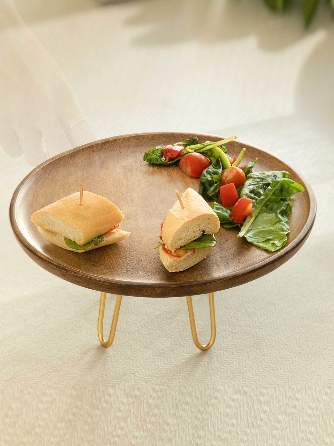 

ellementry Brown Sheesham Wooden Cake Stand