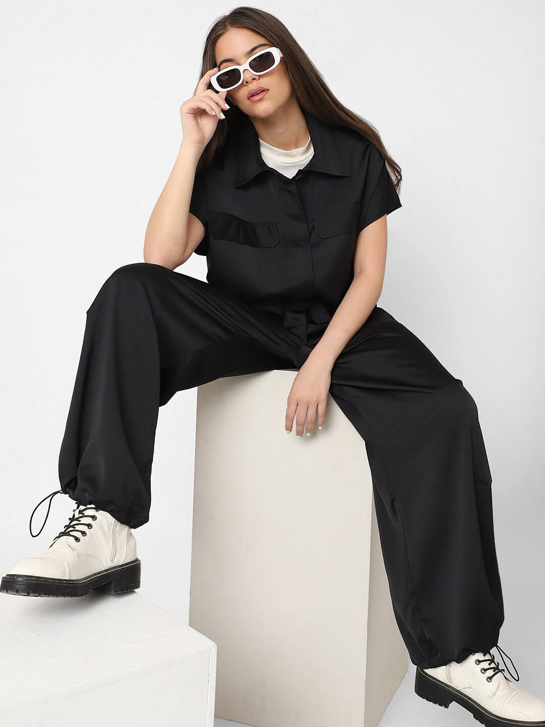 

ONLY Spread Collar Extended Sleeves Flap Placket Boxy Casual Shirt, Black
