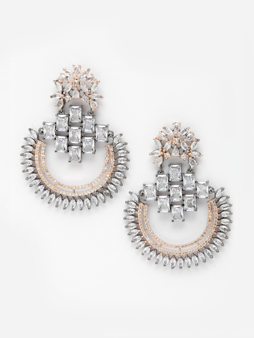 

DressBerry Rose Gold-Plated & White American Diamond Circular Shaped Chandbalis