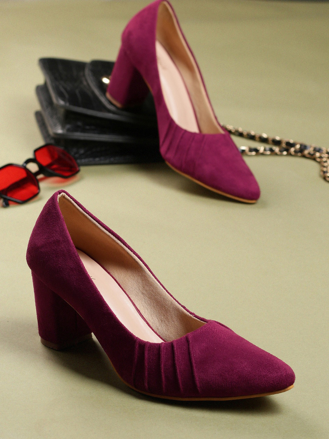 

Retro Walk Pointed Toe Suede Block Heel Pumps, Maroon