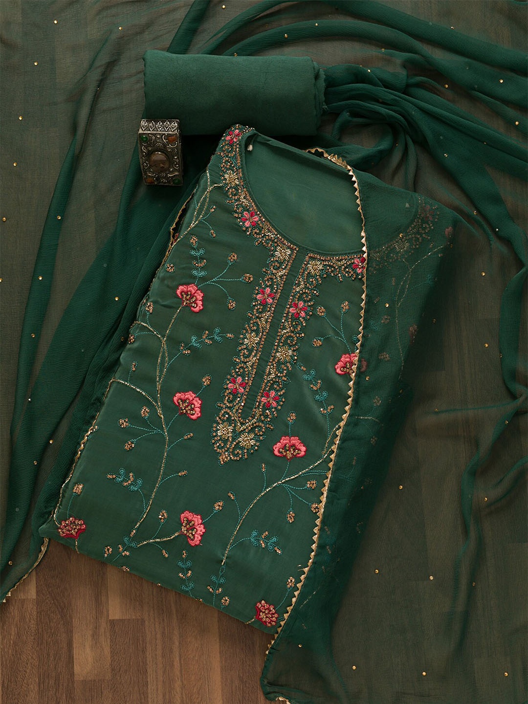 

Koskii Floral Embroidered Unstitched Dress Material, Green