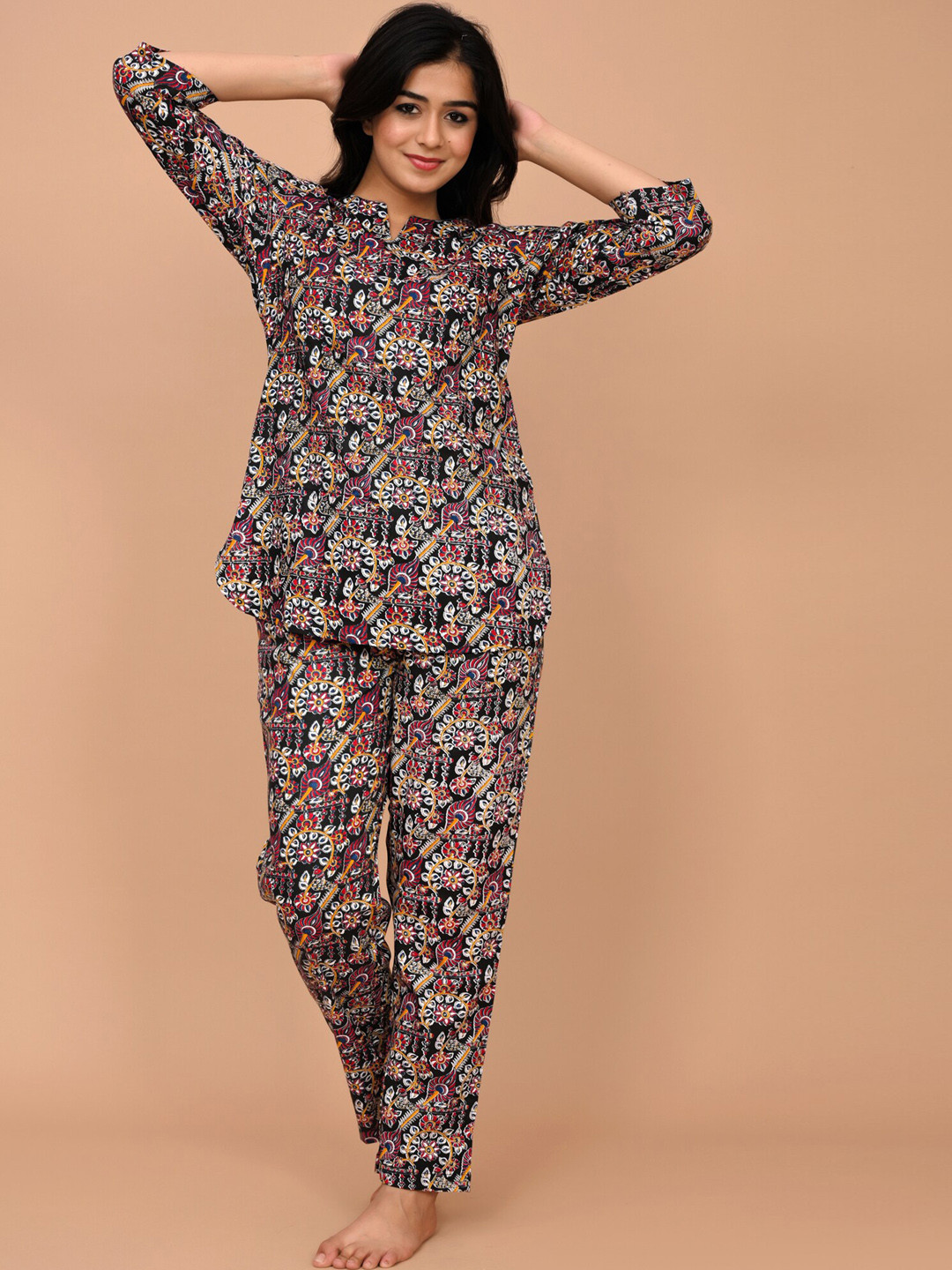 

TREND ME Women Printed Night suit, Black