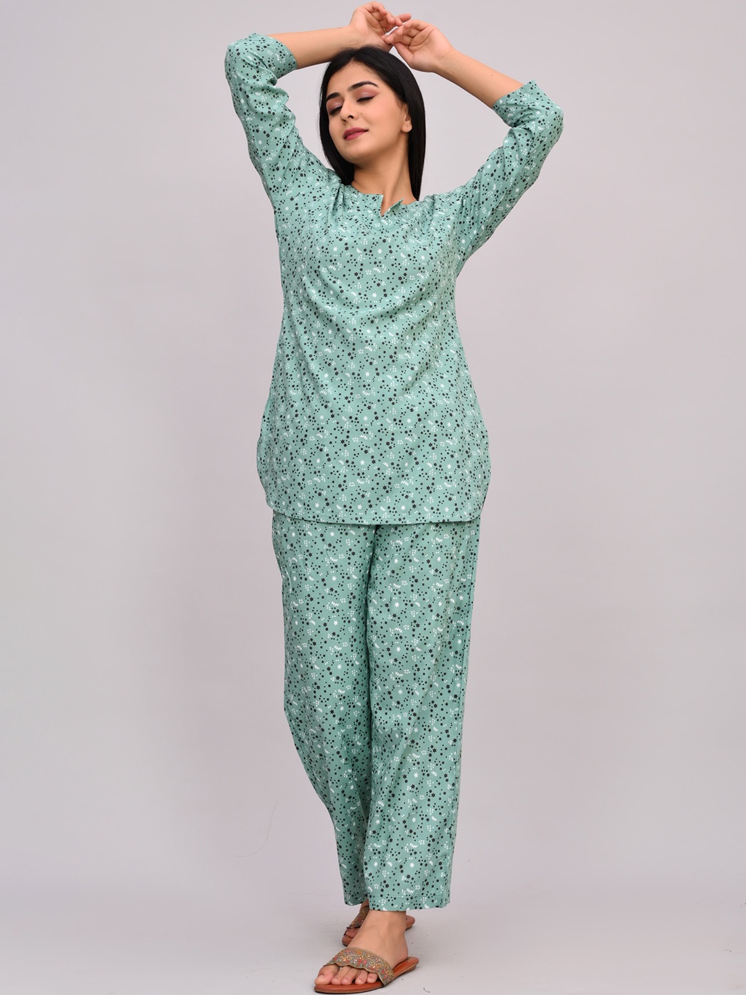 

TREND ME Women Printed Night suit, Green