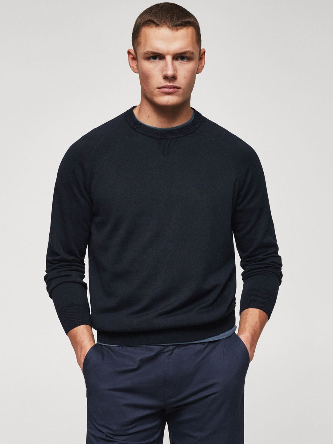 

MANGO MAN Solid Pullover, Navy blue
