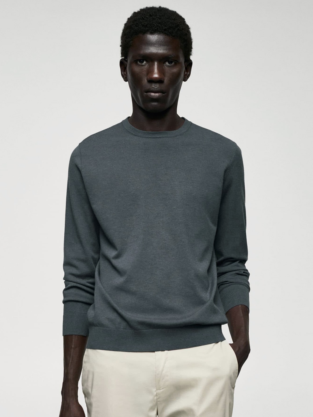 

MANGO MAN Solid Pullover, Blue