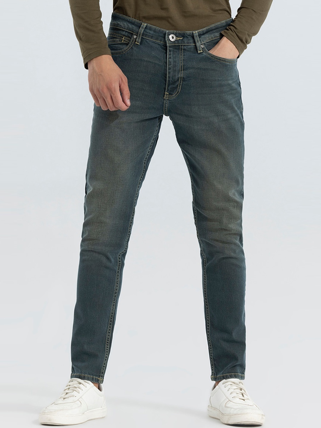 

Snitch Men Blue Mid-Rise Slim Fit Light Fade Stretchable Jeans
