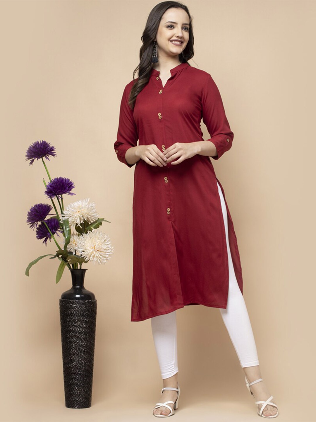 

SHIONS Mandarin Collar Roll-Up Sleeves Pure Cotton Straight Kurta, Maroon