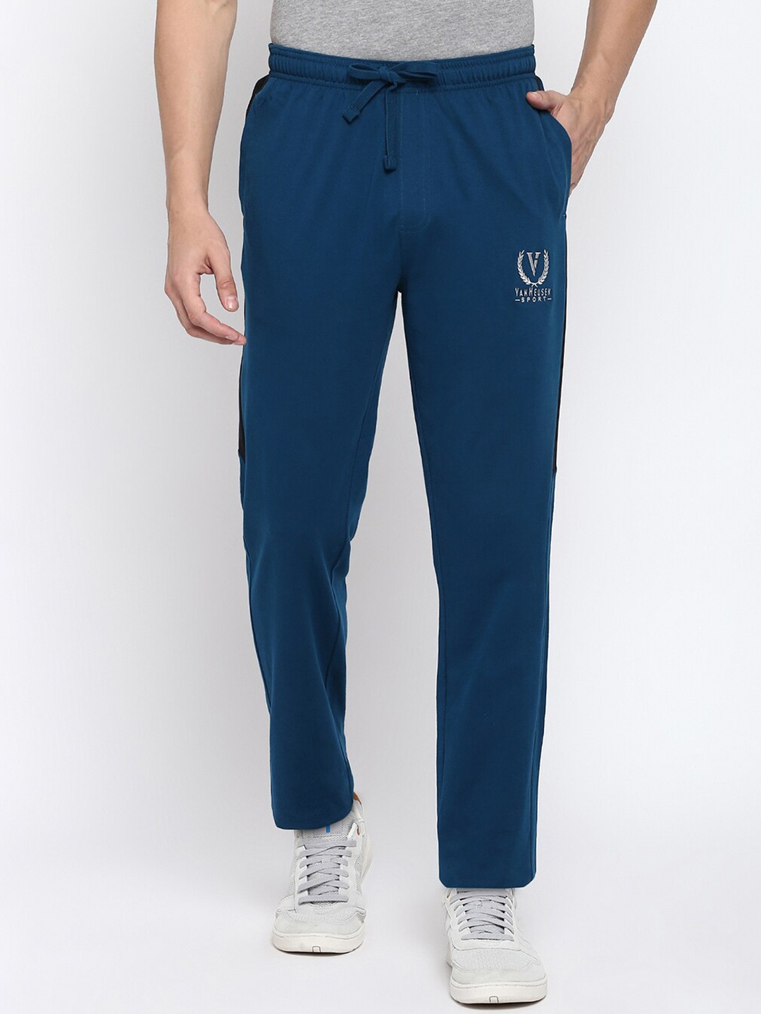 

Van Heusen Men Cotton Easy Stain Release Trackpants, Blue