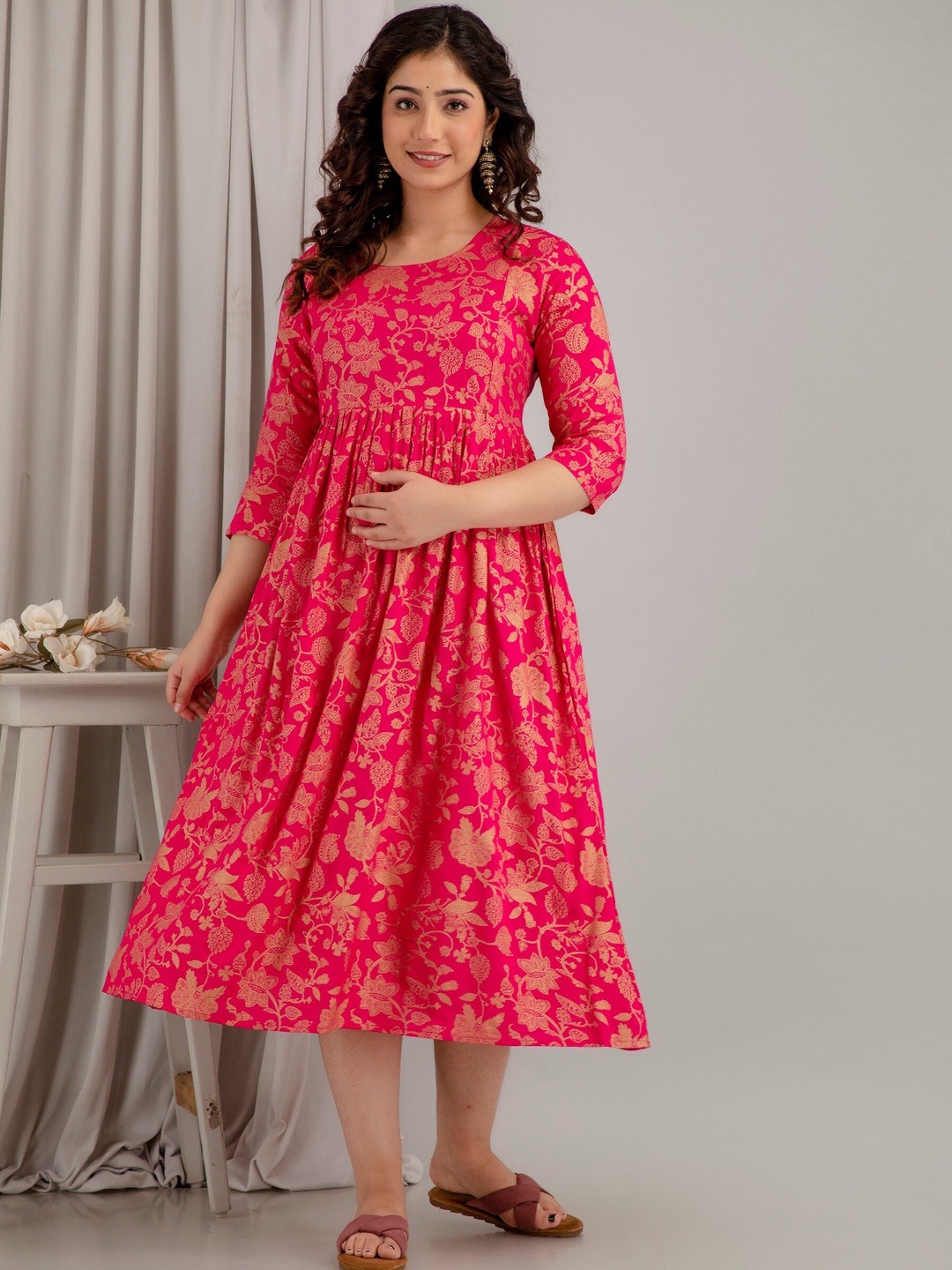 

Mialo fashion Floral Printed Fit & Flare Midi Feeding Maternity Ethnic Dress, Pink