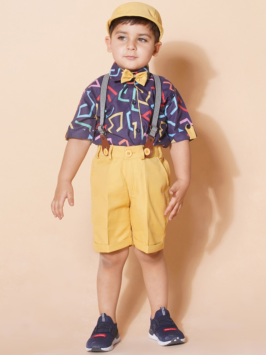 

Aj DEZInES Boys Printed Cotton Shirt Bow Shorts With Cap Suspenders Clothing Set, Navy blue