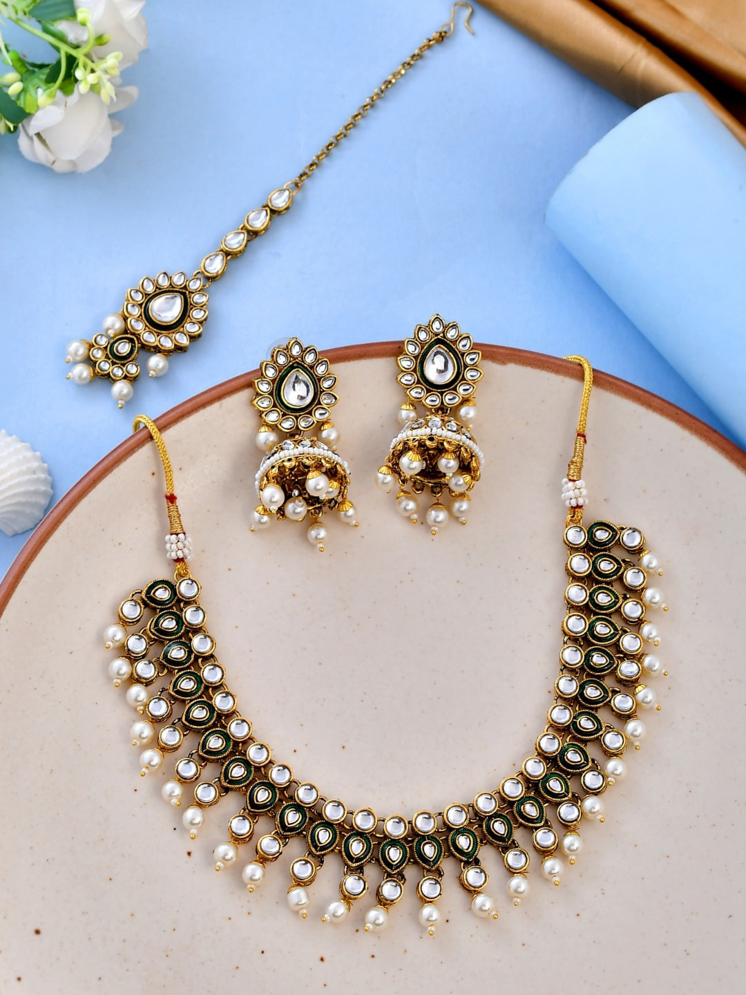

Ishhaara Brass-Plated Drop Choker Stone-Studded Jewellery Set, Gold