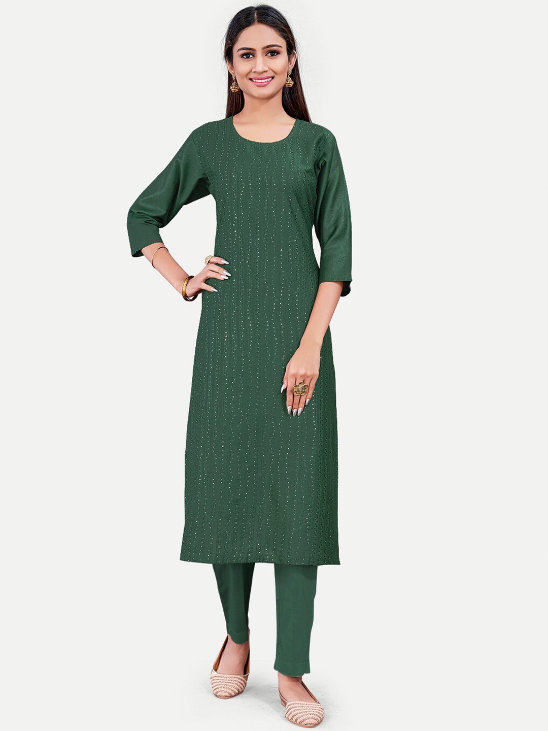 

TAVAS Embroidered Sequinned Pure Silk Kurta With Trousers, Green