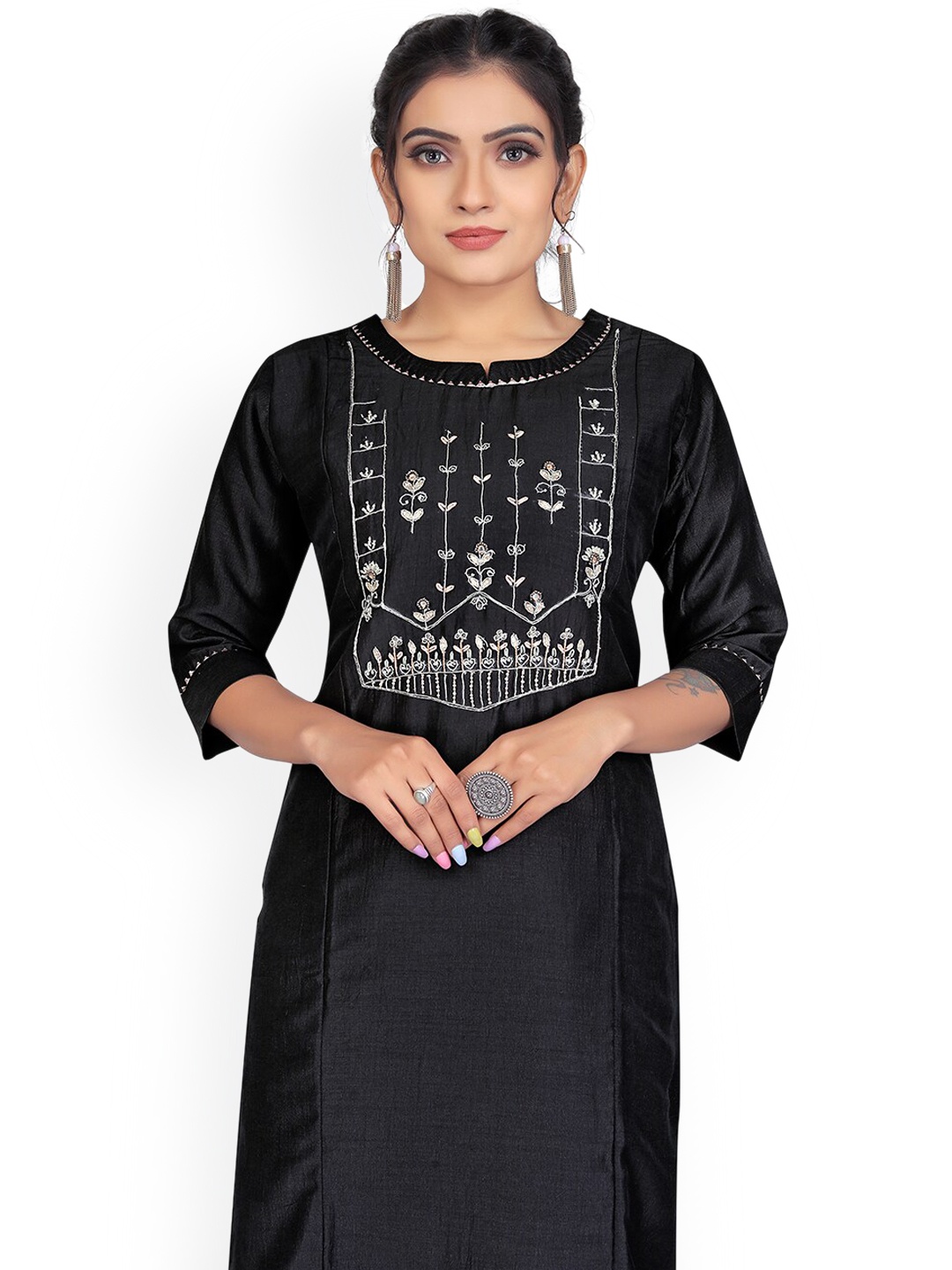 

TAVAS Floral Embroidered Thread Work Pure Cotton Kurta With Trousers & Dupatta, Black