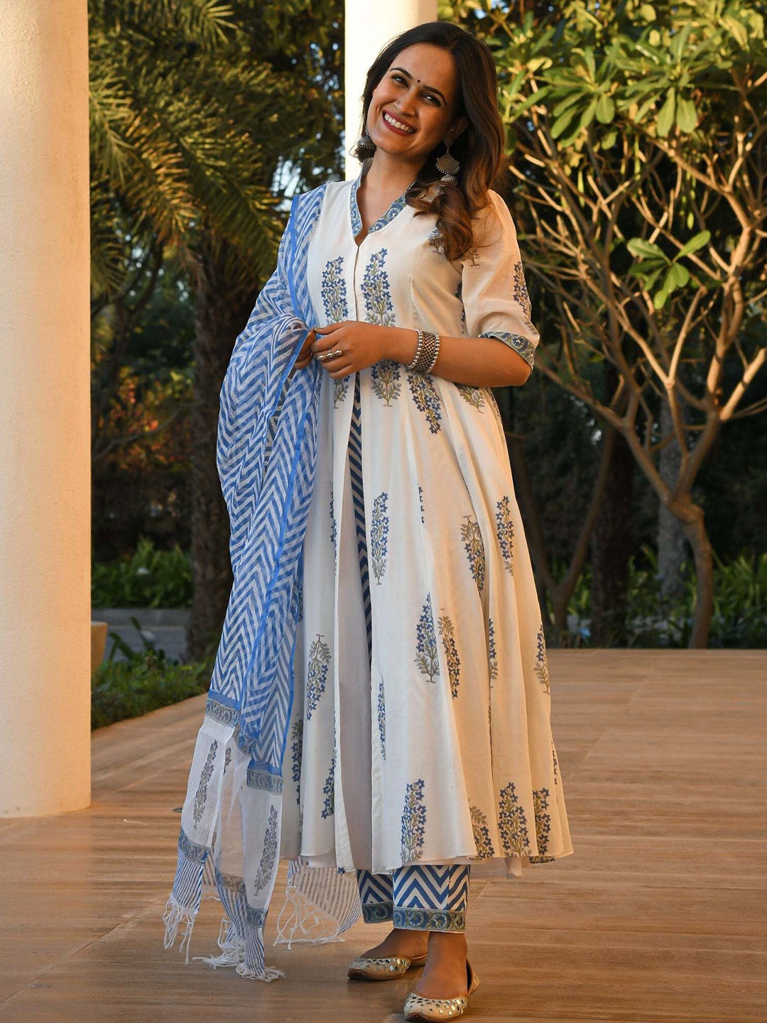 

KALINI Floral Printed Anarkali High Slit Kurta With Trousers & Dupatta, White