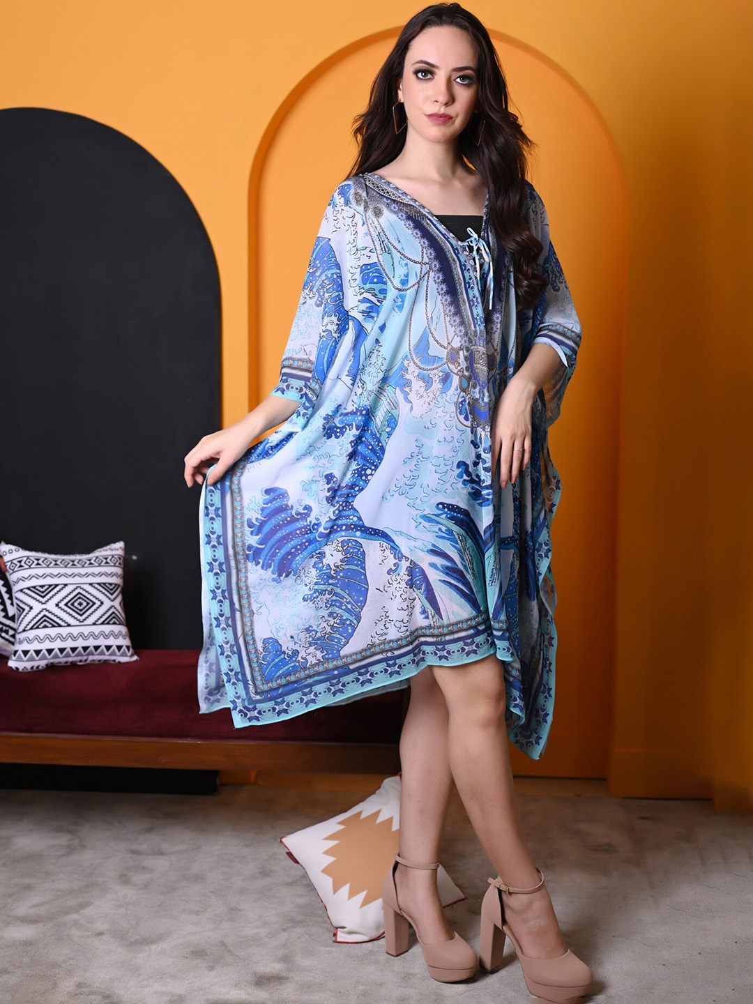 

Rajoria Instyle Abstract Printed Tie-Up Neck Kimono Sleeve Georgette Kaftan Dress, Blue