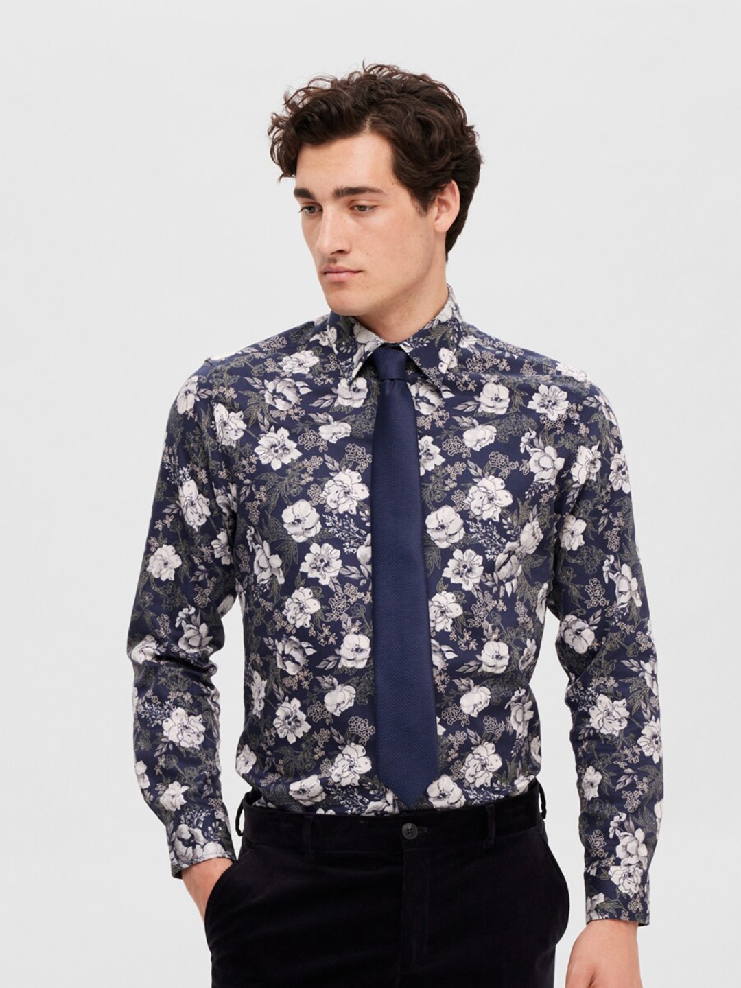 

SELECTED Slim Fit Floral Printed Cotton Casual Shirt, Navy blue