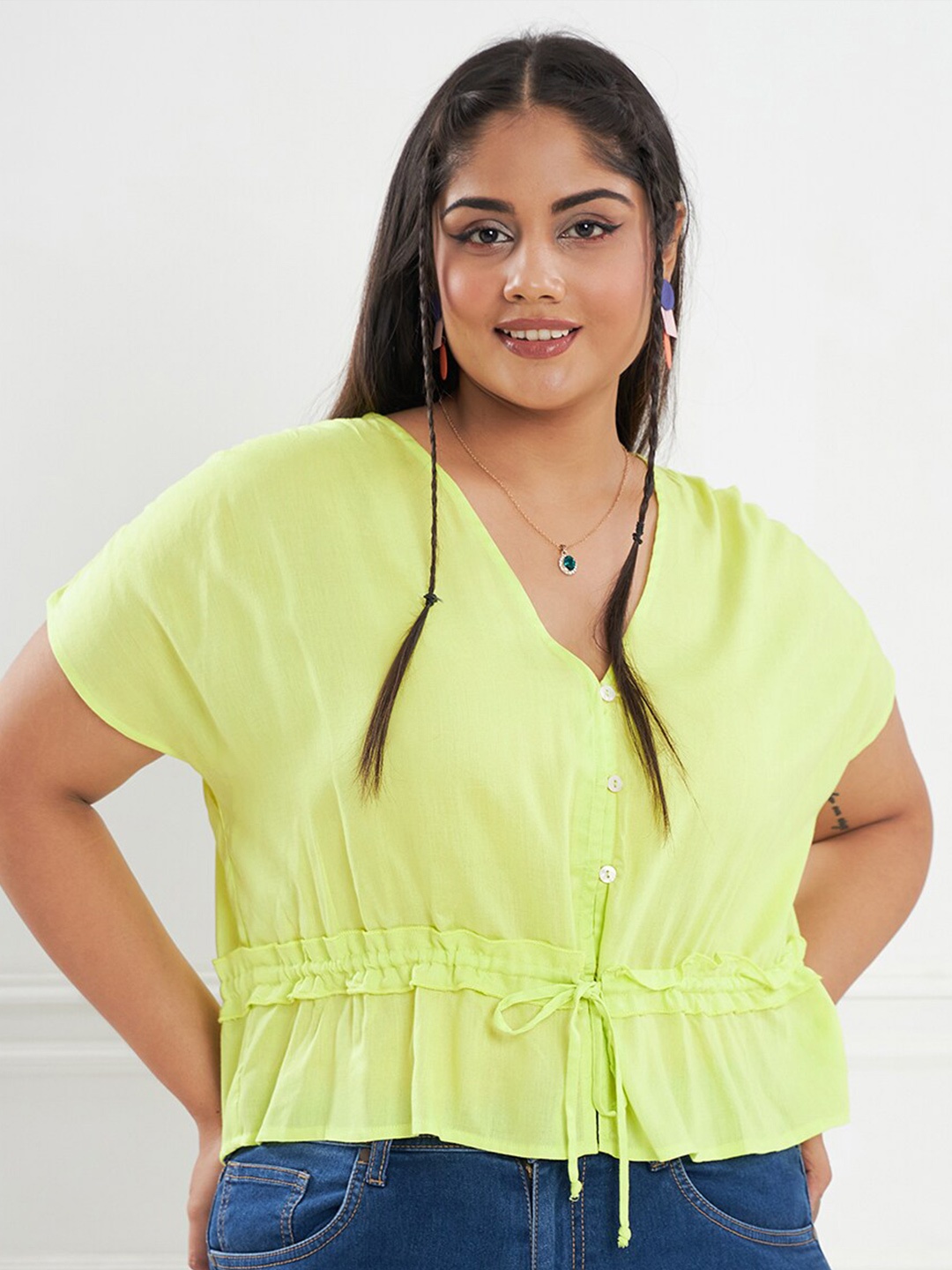 

CURVE BY KASSUALLY Plus Size Green Extended Sleeves Cinched Waist Top