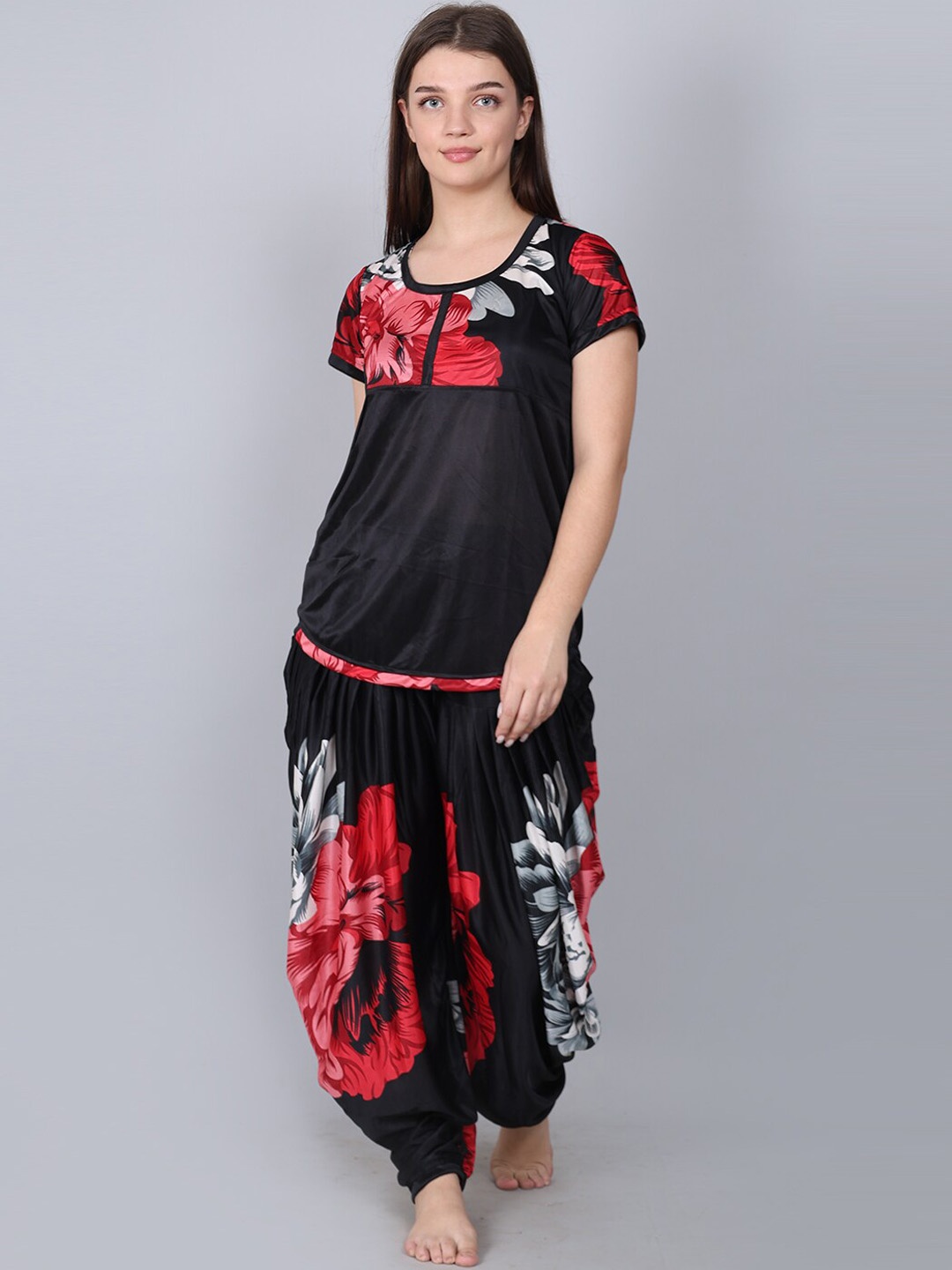 

XPIOX Women Floral Printed Satin Night suit, Red