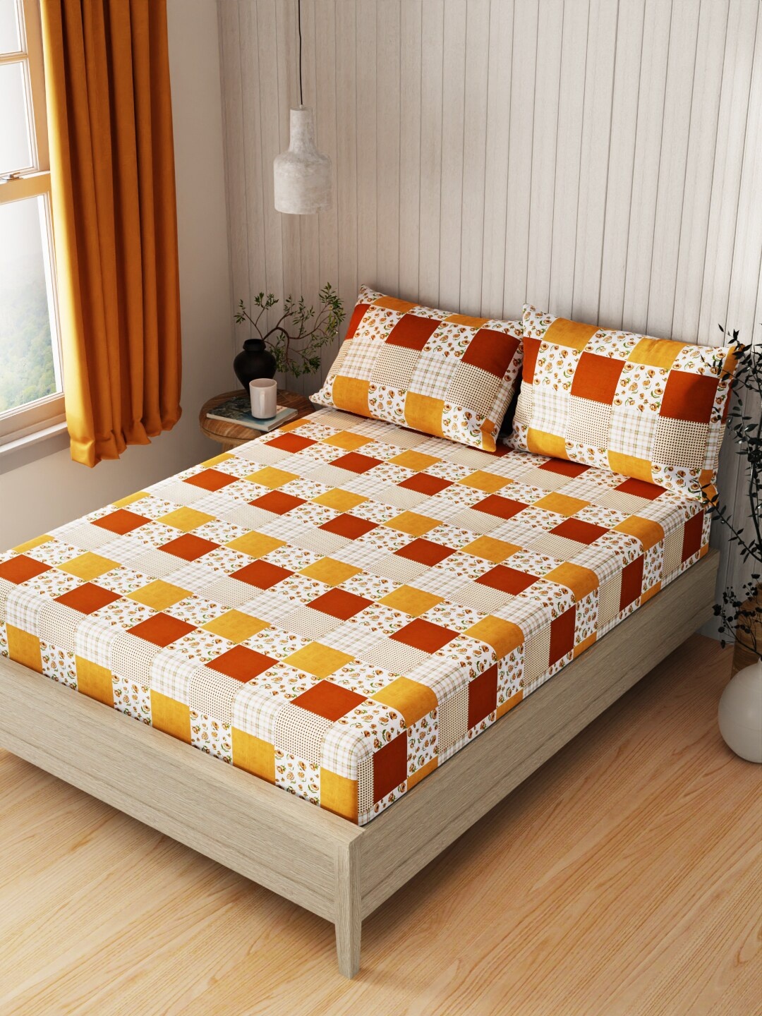 

KOPA Lopez Mustard & White Geometric Printed 120 TC Queen Bedsheet with 2 Pillow Covers