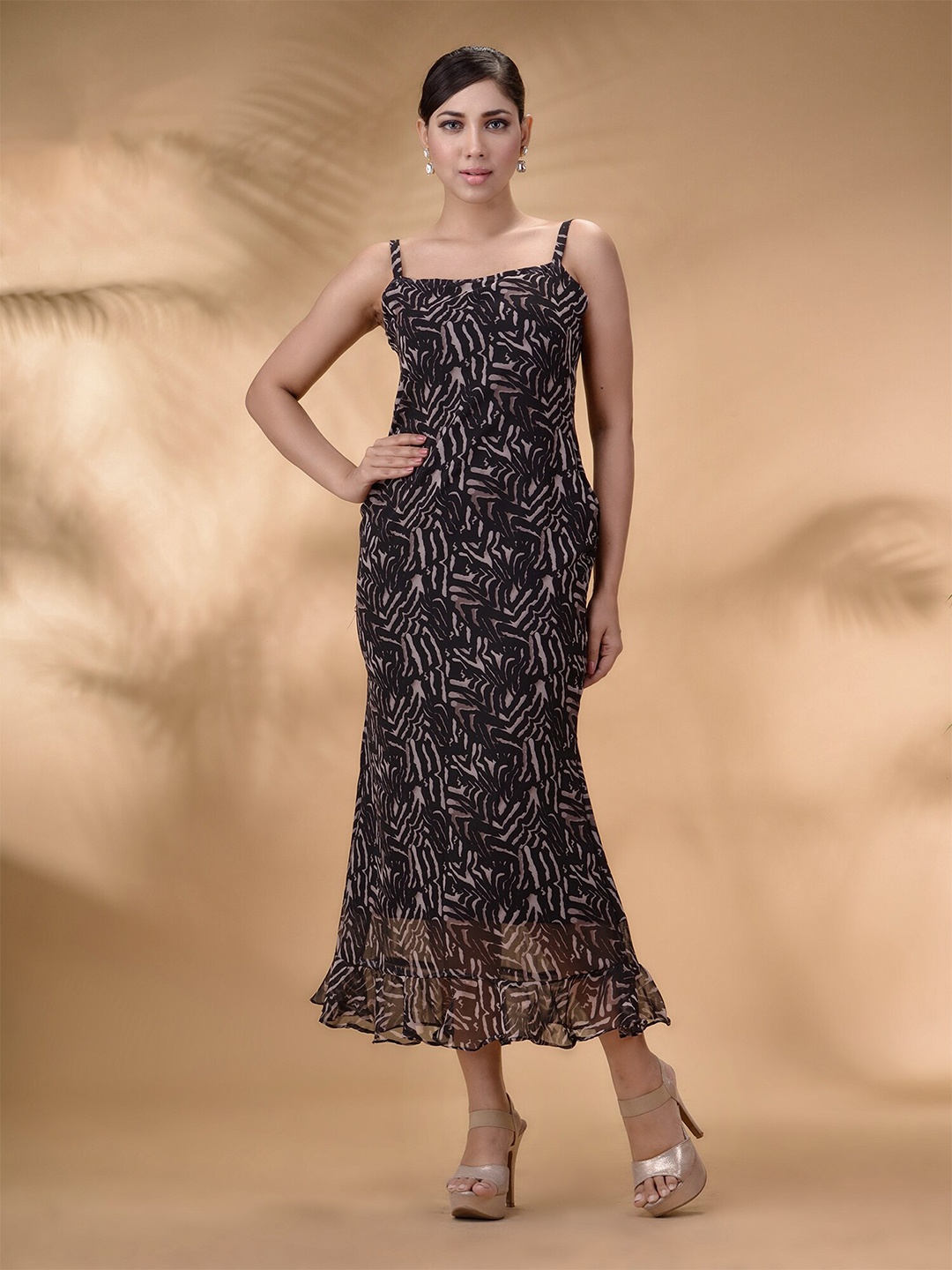 

Disli Abstract Printed Shoulder Straps Georgette Maxi Dress, Black