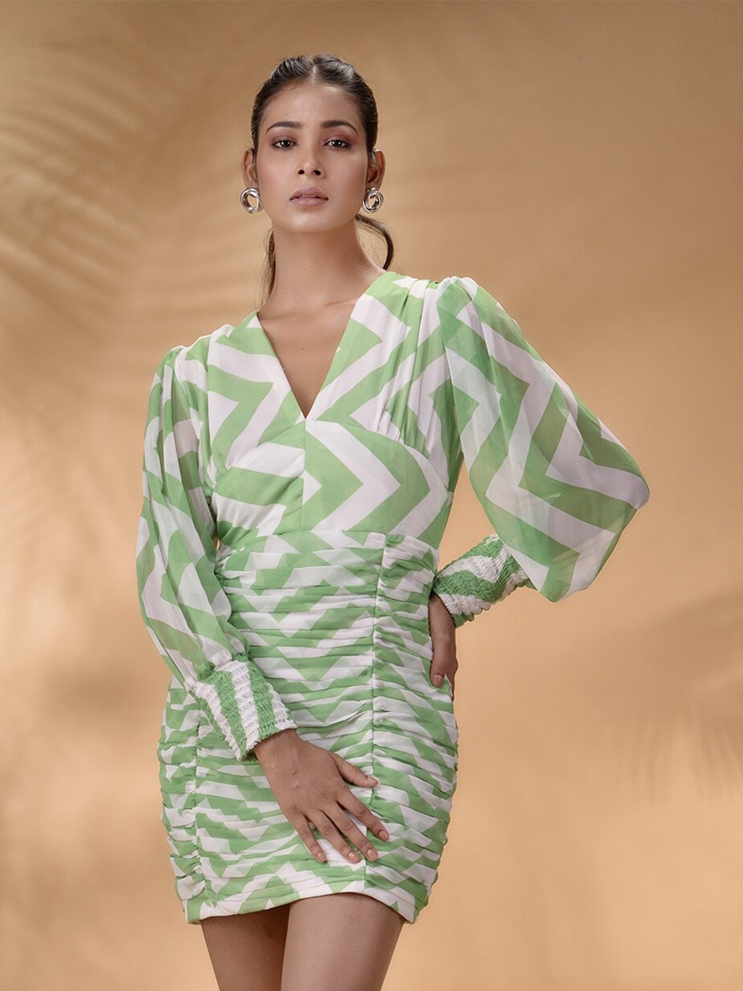 

Disli Geometric Printed Puff Sleeves Pleated Detailed Georgette Sheath Dress, Green