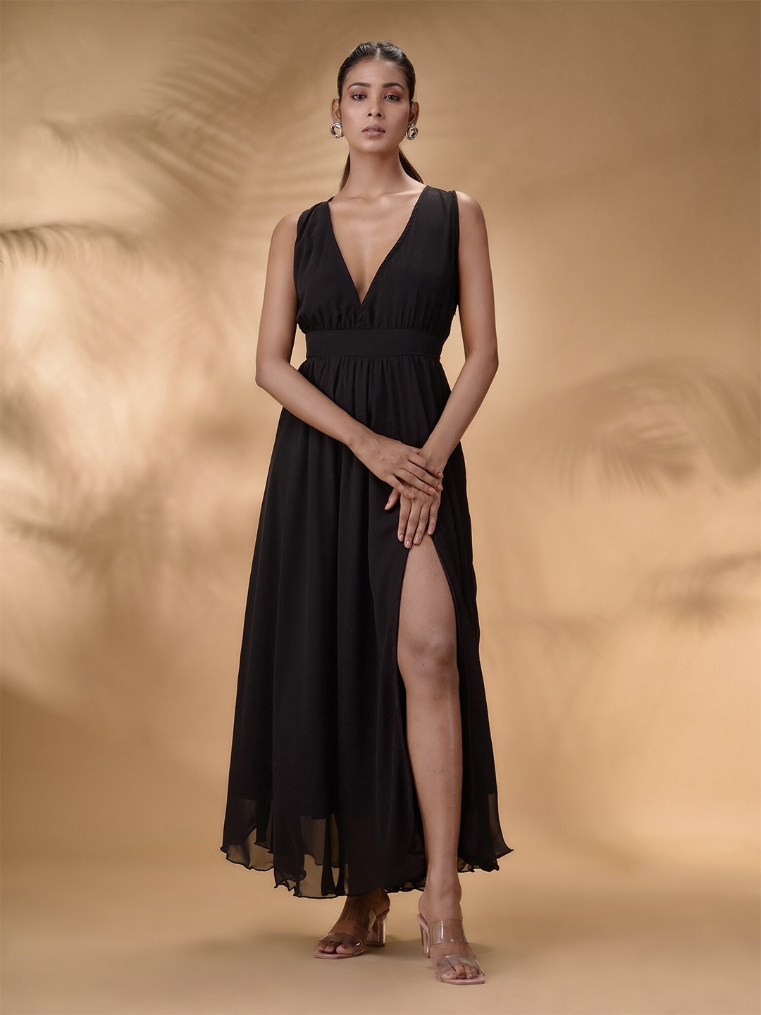 

Disli V-Neck Cut-Outs Georgette Fit & Flare Midi Dress, Black