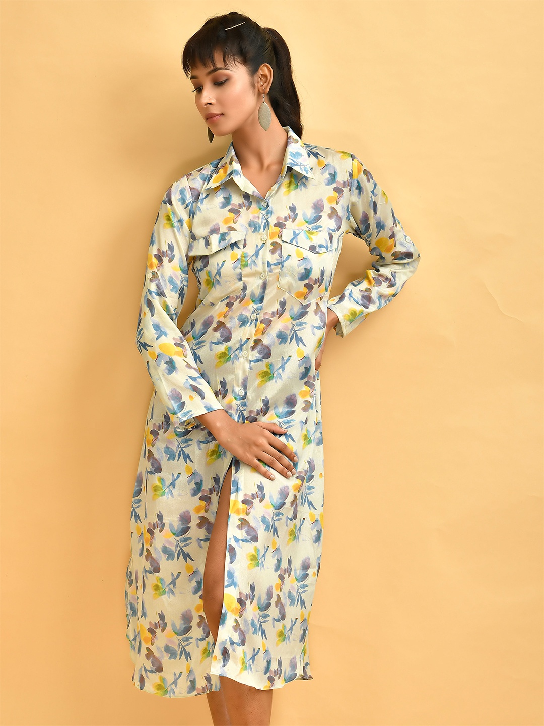 

Disli Floral Printed Cuffed Sleeves Satin Shirt Dress, White